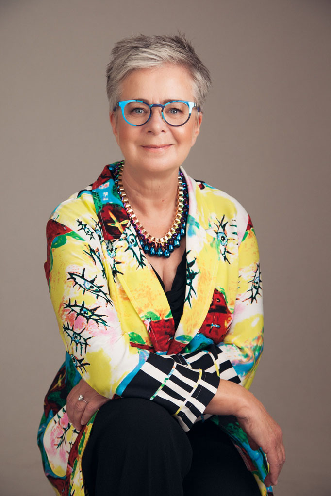 Bright colours and patterns can add personality to a business headshot if used purposefully